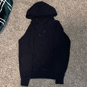 BLACK HOODIE